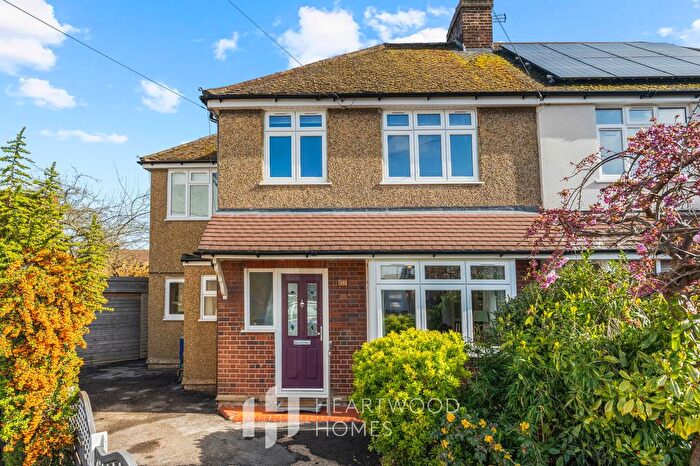 4 Bedroom Semi Detached House For Sale In Firwood Avenue, St. Albans, AL4