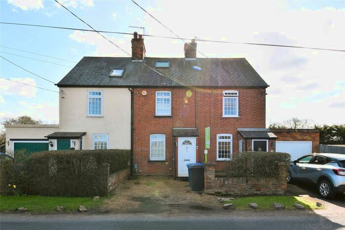 2 Bedroom Terraced House For Sale In Drift Road, Maidenhead, Berkshire, SL6
