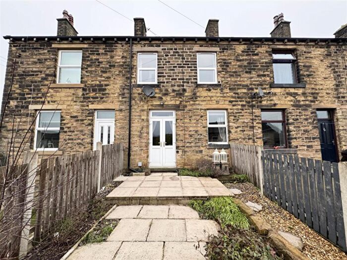 3 Bedroom Terraced House For Sale In Glen View Road, Shelley, Huddersfield, HD8
