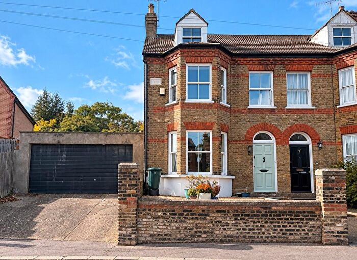 3 Bedroom Property For Sale In Roebuck Road, Rochester, ME1