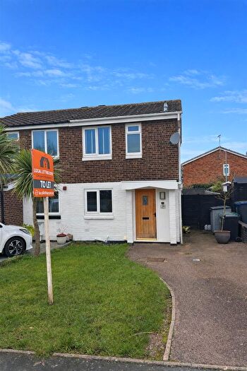 2 Bedroom Property To Rent In Dace, Tamworth, B77