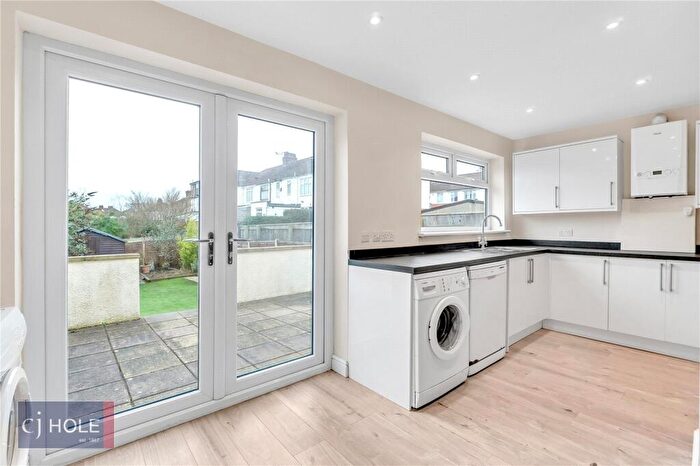 3 Bedroom Semi Detached House To Rent In Oakley Road, Horfield, Bristol, BS7