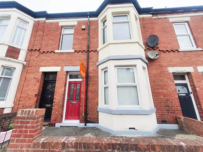 2 Bedroom Flat To Rent In Delaval Terrace, Gosforth, NE3