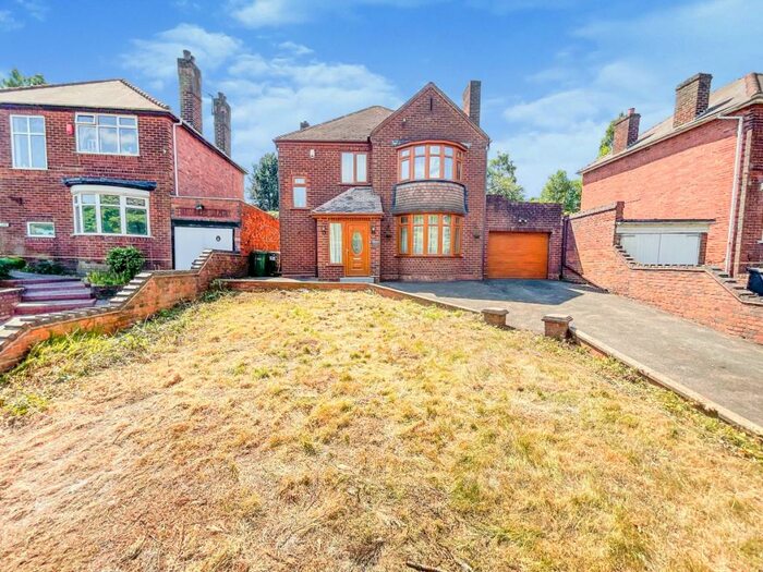 3 Bedroom Detached House To Rent In New Birmingham Road, Dudley, DY2