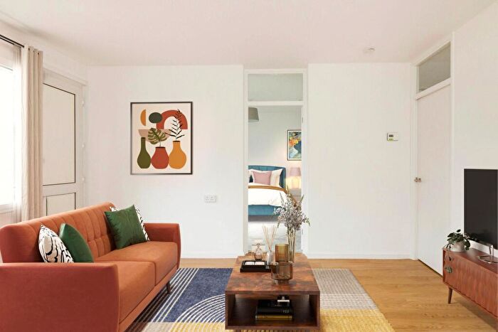 1 Bedroom Apartment To Rent In Gransden House, Bowditch, London, SE8