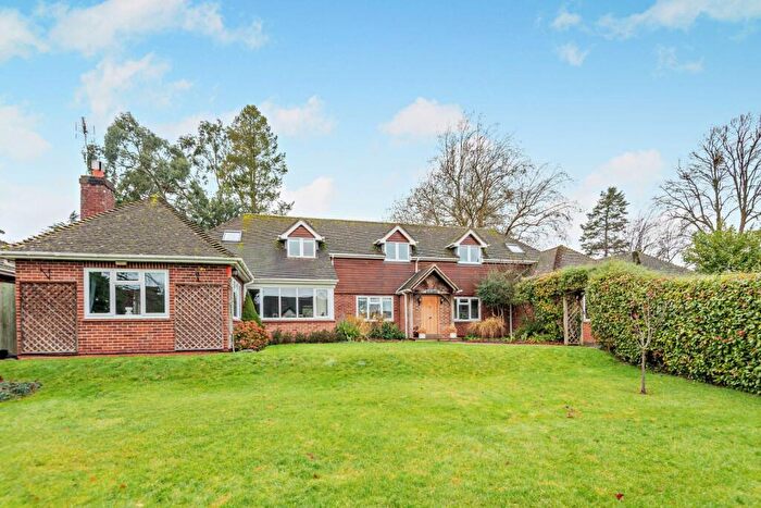 5 Bedroom Detached House For Sale In Bere Court Road, Pangbourne, Berkshire, RG8