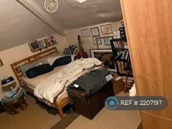 1 Bedroom Flat To Rent In Cotham Road, Bristol, BS6