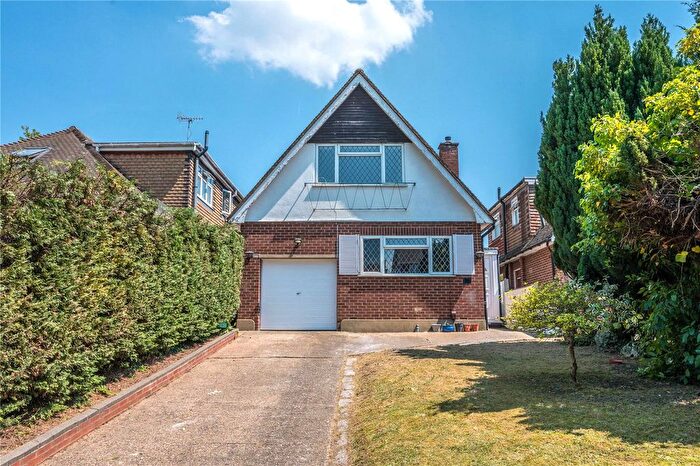 3 Bedroom Detached House To Rent In Woodside Avenue, Woodside Park, North Finchley, London, N12