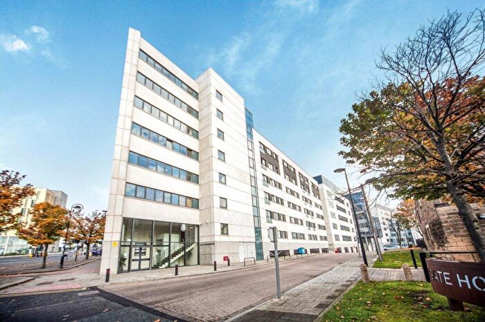2 Bedroom Apartment To Rent In Citygate, Newcastle City Centre, NE1