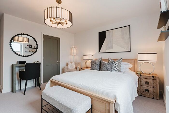 1 Bedroom Flat For Sale In Manningtree Park, Mistley, Manningtree, CO11