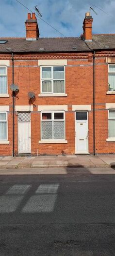 3 Bedroom Terraced House To Rent In Willow Brook Road, Leicester, LE5