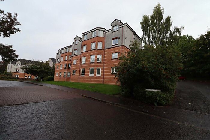 2 Bedroom Flat To Rent In Cartbank Gardens, Cathcart, Glasgow, G44