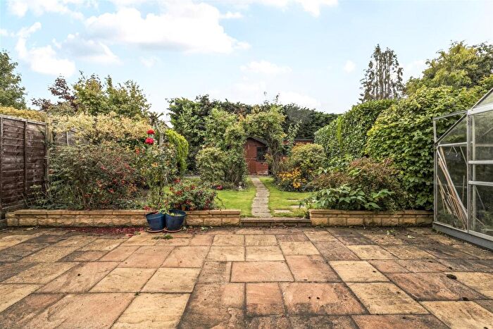 3 Bedroom Detached House For Sale In Sutherland Crescent, Chippenham, SN14
