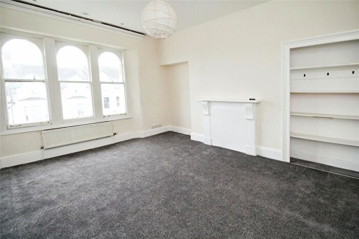 1 Bedroom Flat To Rent In Woodland Terrace, Greenbank Road, Plymouth, Devon, PL4