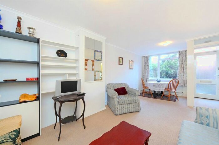 2 Bedroom Detached House To Rent In Colet Gardens, St Pauls Court, London, W14