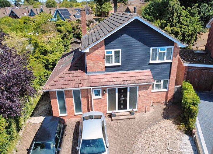 4 Bedroom Detached House For Sale In Bledlow Close, Newbury, RG14