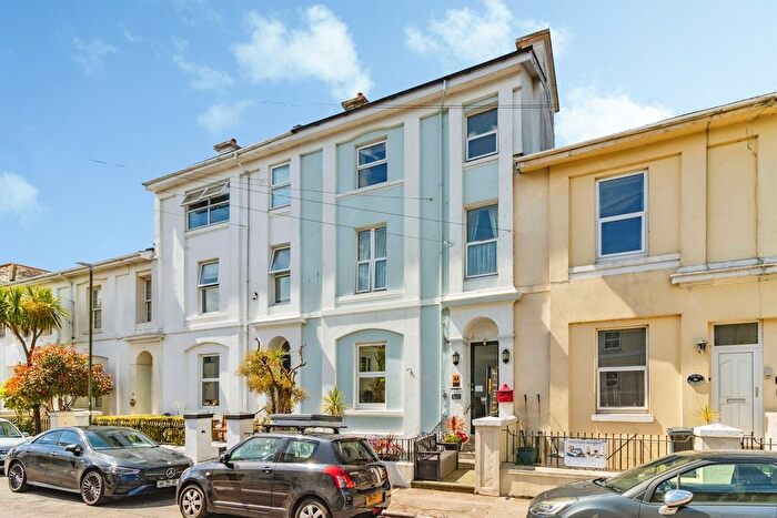 10 Bedroom Terraced House For Sale In York Road, Torquay, TQ1
