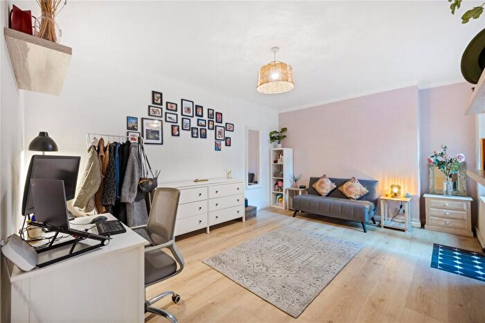 2 Bedroom Apartment For Sale In St. Aubyns, Hove, East Sussex, BN3