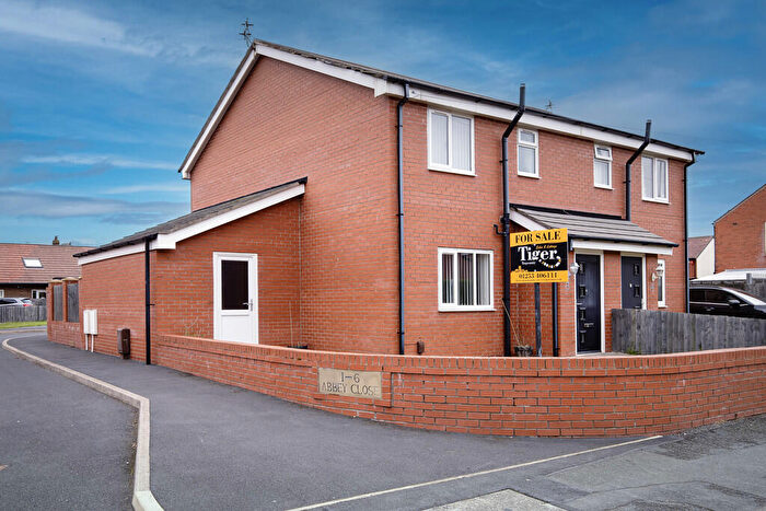 3 Bedroom Semi-Detached House For Sale In Abbey Close, Blackpool, FY4