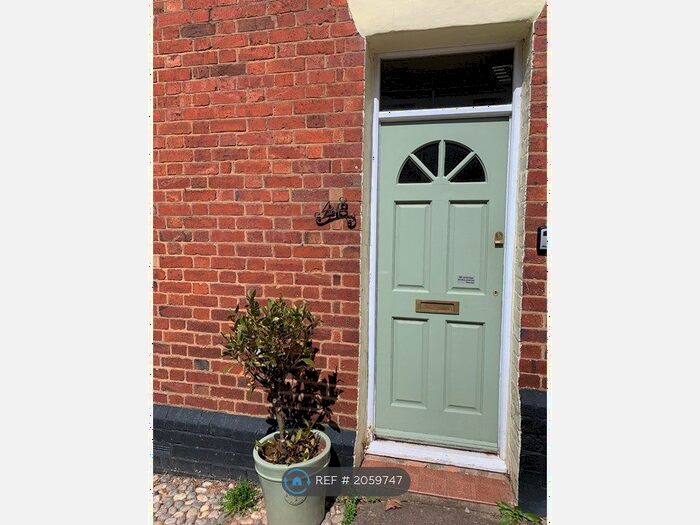 3 Bedroom Terraced House To Rent In East John Walk, Exeter, EX1