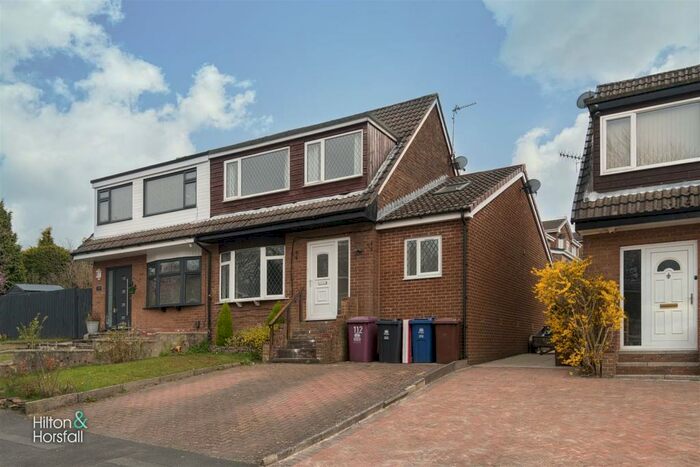 4 Bedroom Semi-Detached House To Rent In Lower Manor Lane, Burnley, BB12