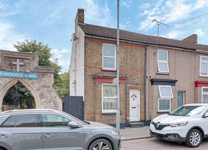 1 Bedroom Terraced House For Sale In High Street, Aveley, South Ockendon, RM15