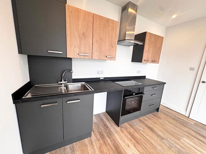 2 Bedroom Flat To Rent In Carlton Road, Bournemouth, BH1