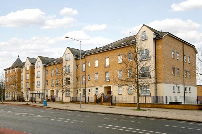 2 Bedroom Apartment To Rent In Richmond Road Kingston Upon Thames, KT2