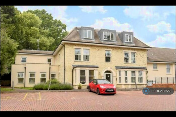 1 Bedroom Flat To Rent In Boxmoor, Hemel Hempstead, HP1