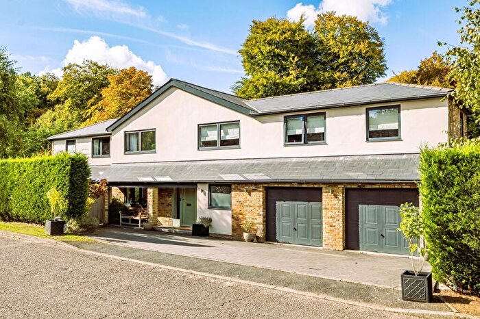 5 Bedroom Detached House For Sale In Long Park Close, Amersham, Buckinghamshire, HP6