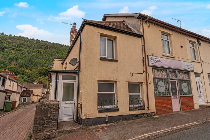 1 Bedroom Terraced House For Sale In Islwyn Street, Abercarn, NP11