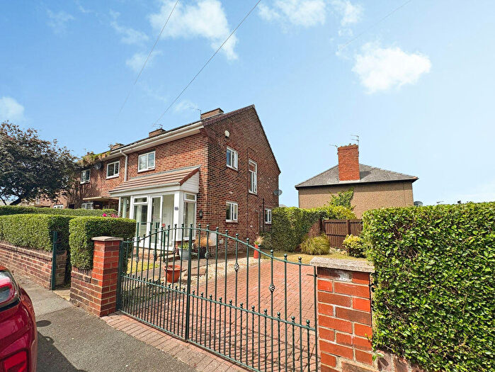 3 Bedroom End Of Terrace House For Sale In South View, Blyth, NE24