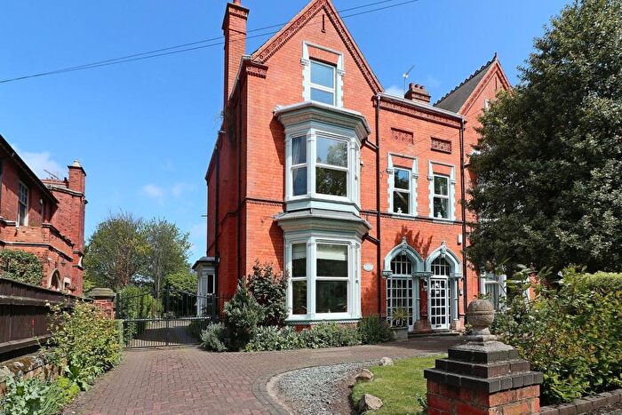 2 Bedroom Apartment For Sale In Welholme Road Grimsby, DN32