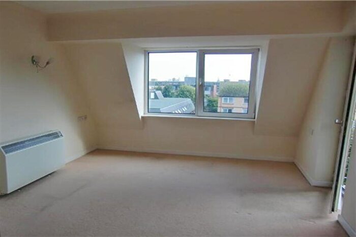 1 Bedroom Retirement Property To Rent In Homegate House, / The Avenue, Eastbourne, BN21