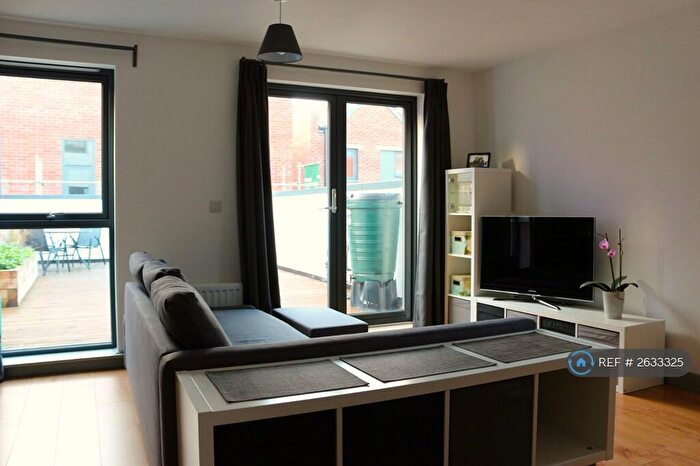3 Bedroom Semi-Detached House To Rent In Paintworks, Bristol, BS4