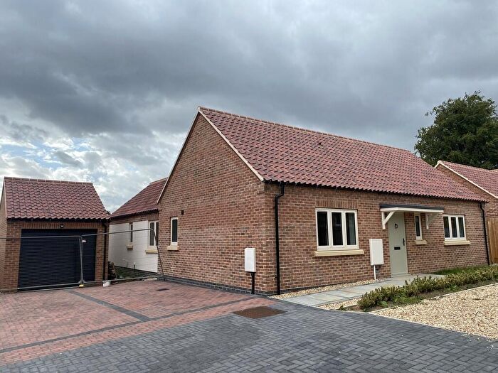 4 Bedroom Detached Bungalow For Sale In Waterford Lane, Cherry Willingham, LN3