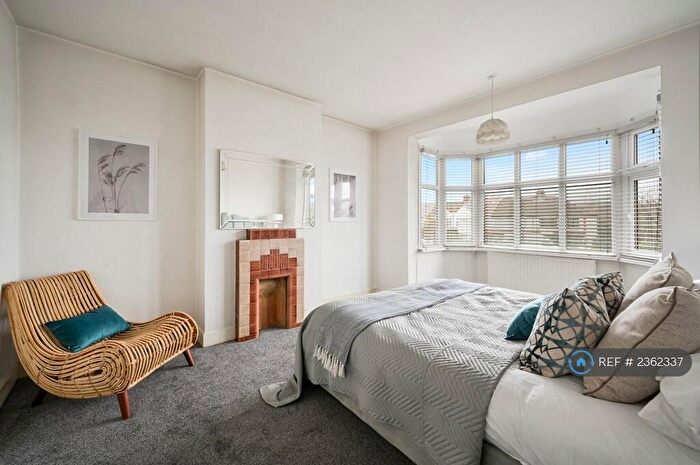 4 Bedroom Terraced House To Rent In Great Cambridge Road, London, N18