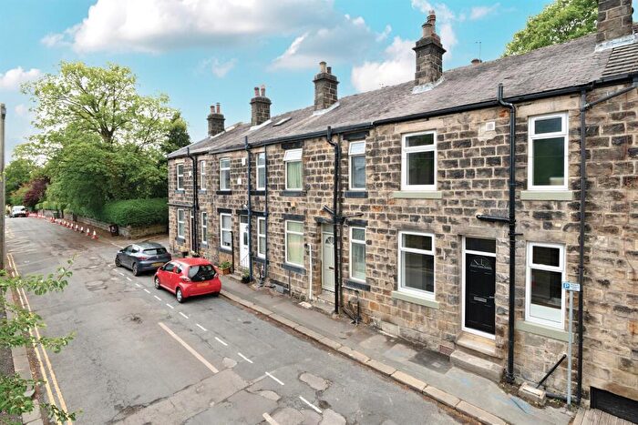 1 Bedroom Terraced House For Sale In Clarence Road, Horsforth, LS18