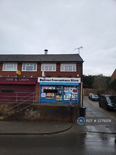 2 Bedroom Flat To Rent In The Street, Wrecclesham, GU10