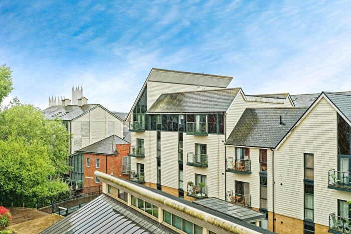 1 Bedroom Flat For Sale In The Rope Walk, Canterbury, Kent, CT1