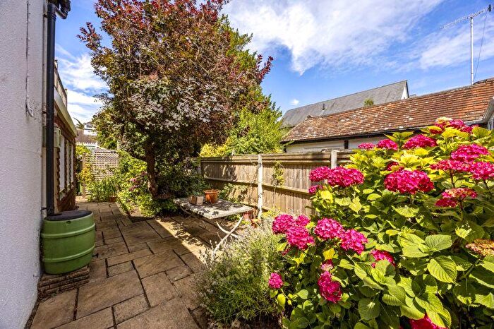 2 Bedroom Detached House For Sale In The Street, Bramber, BN44
