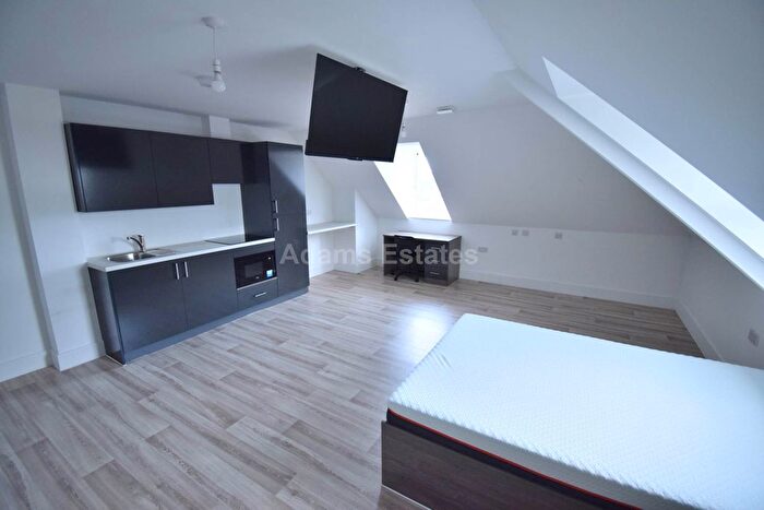 1 Bedroom Studio To Rent In Block A, Charndon Close, Reading, RG2