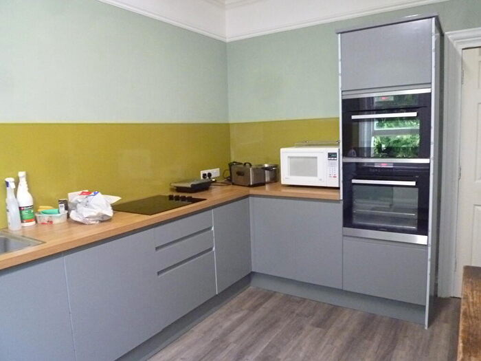 1 Bedroom House To Rent In Richmond Avenue West, PO21