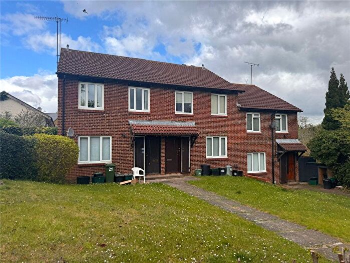 1 Bedroom Flat For Sale In Bishop Butt Close, South Orpington, Kent, BR6