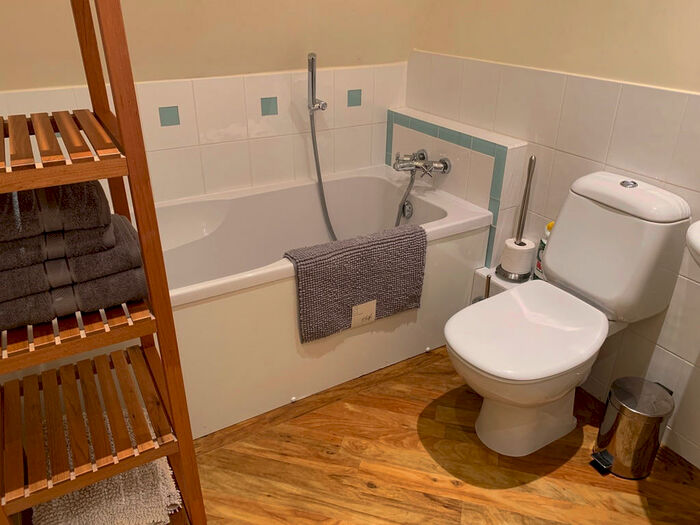 2 Bedroom Apartment To Rent In Anchorage Road, Sutton Coldfield, B74