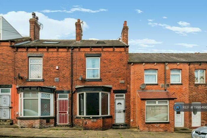 2 Bedroom Terraced House To Rent In Nickleby Road, Leeds, LS9