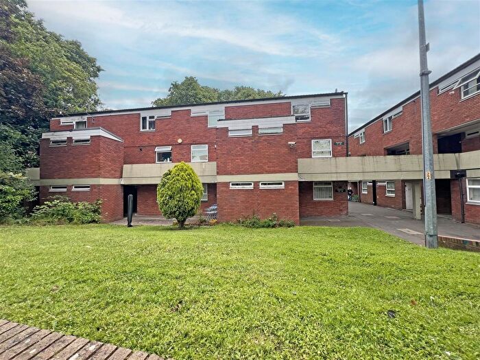 1 Bedroom Flat For Sale In Meadowlea, Madeley, Telford, TF7