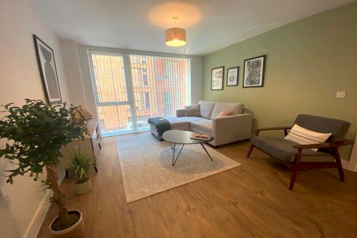2 Bedroom Flat To Rent In Lower Essex Street, Birmingham, B5