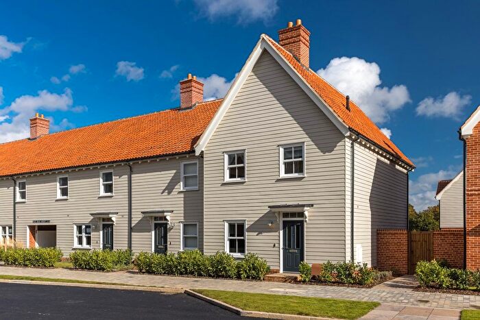 3 Bedroom End Of Terrace House For Sale In Manningtree Park, Mistley, Manningtree, CO11