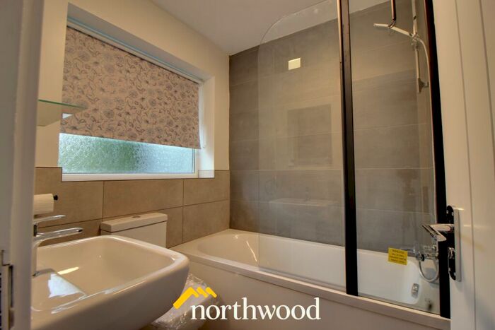 2 Bedroom Bungalow To Rent In Ashburnham Road, Thorne, Doncaster, DN8